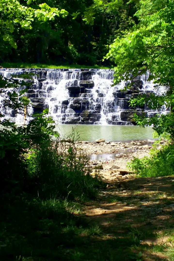 Devil's Den SP waterfall