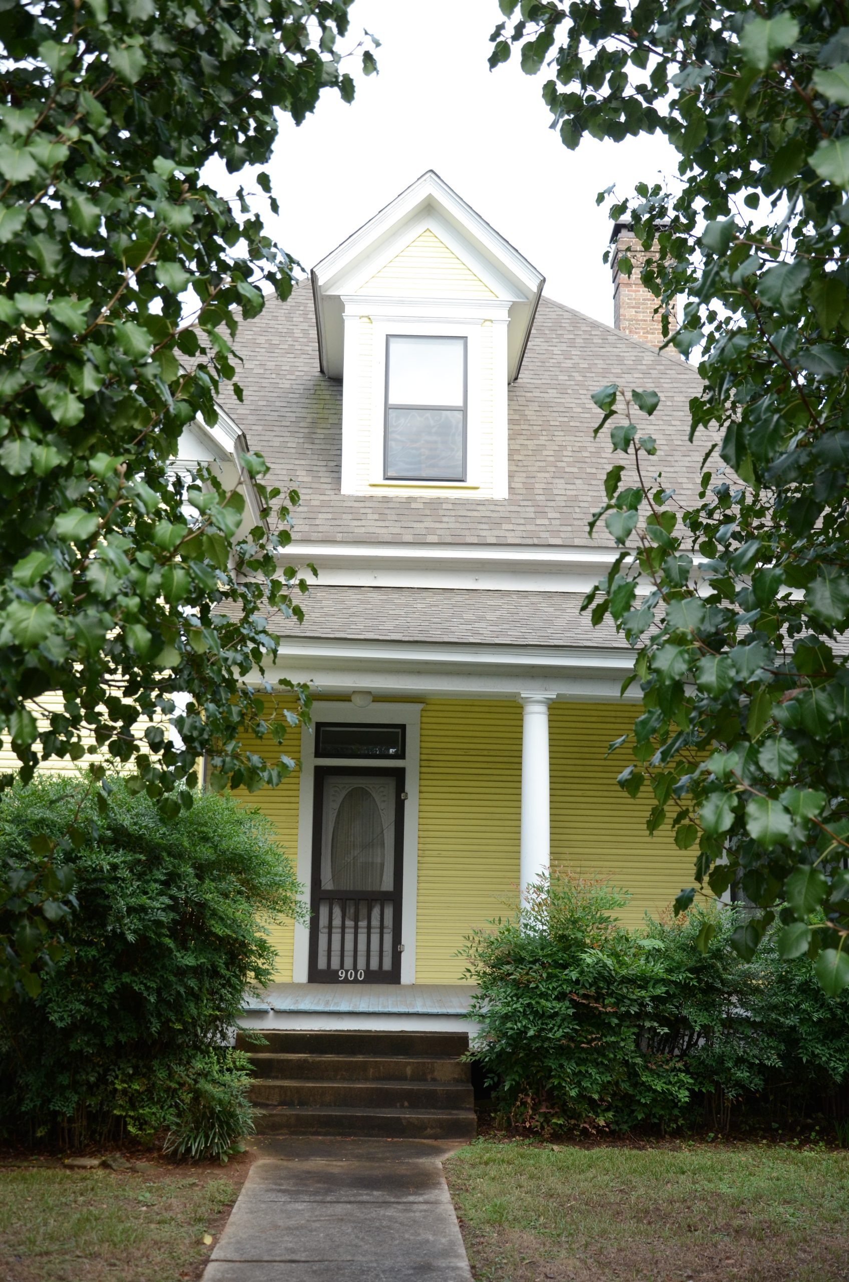 Elbert W. Holt House