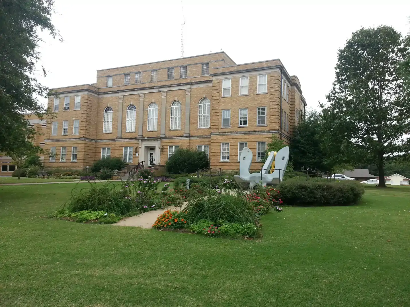 Faulkner County Courthouse 2012-09-30 12-25-25