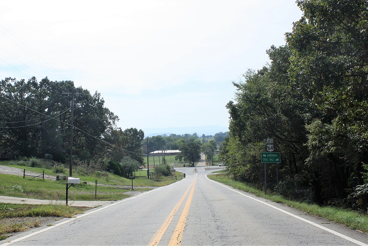 Southern terminus of AR 164 in Coal Hill